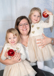 Familienfoto zu Weihnachten, Weihnachtsshooting mit Mama